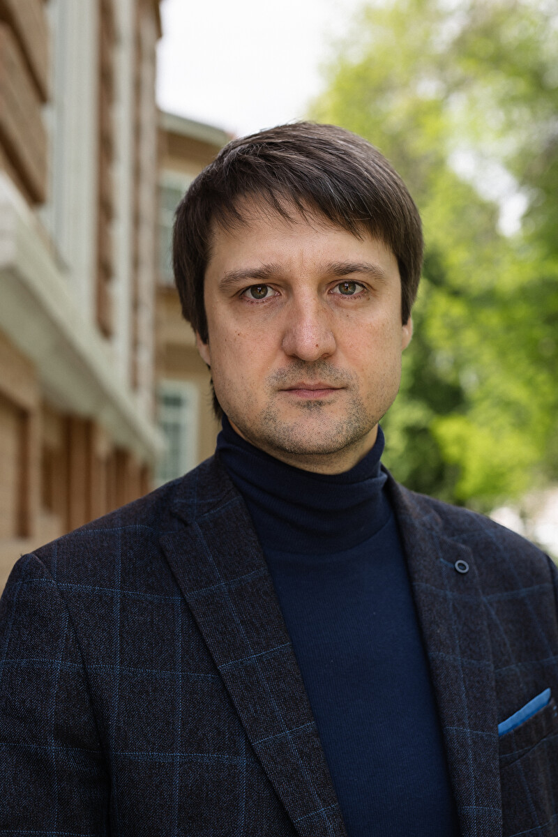 Леонид Негматов